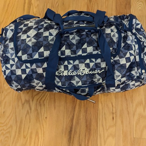 NWT Brand New Eddie Bauer Stowaway 45 L Duffel Bag New Blue